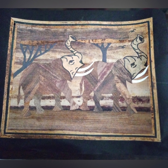 Banana Print Fibers African Elephant in Safari - Picture 1 of 4